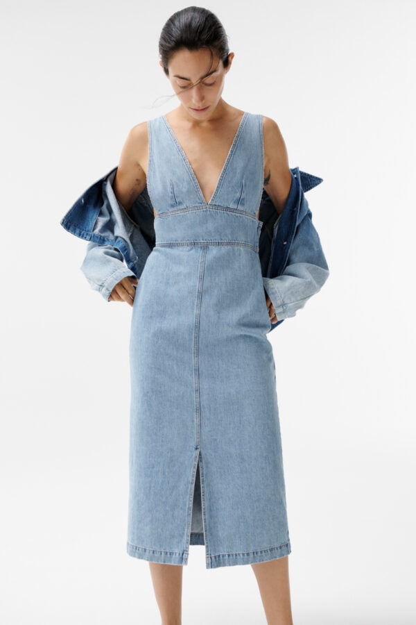 Closed lookbook image 4